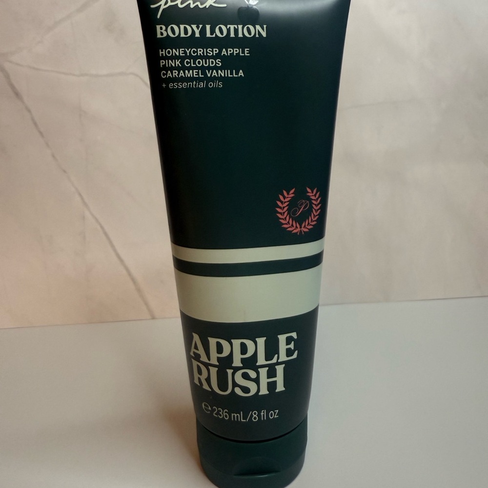 Apple Rush Body Lotion VS
